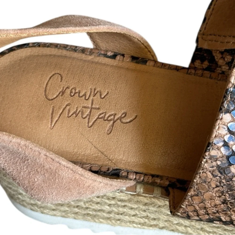 Crown Vintage crown vintage